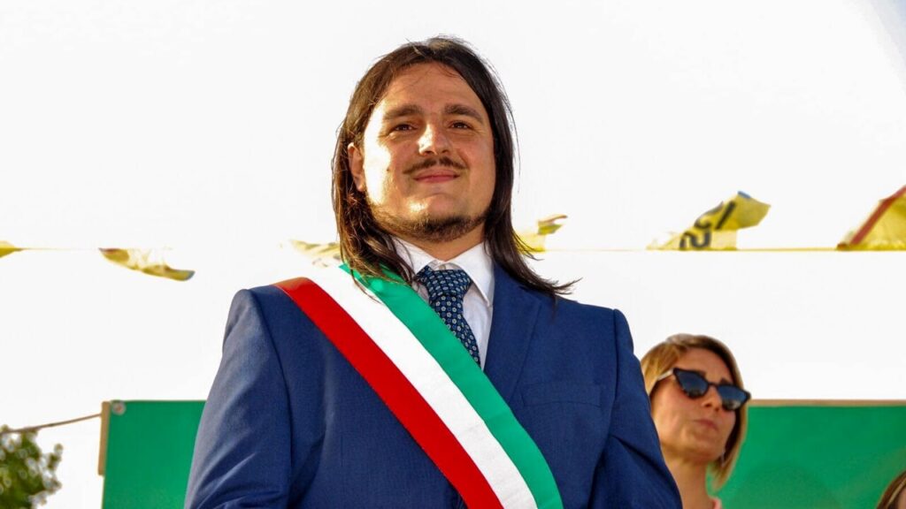 SINDACI PER LE IMPRESE. JOSI DELLA RAGIONE (SINDACO DI BACOLI): “VALORIZZIAMO LE IMPRESE CURANDO IL TERRITORIO”